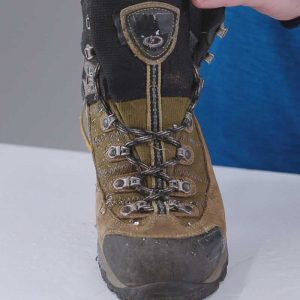 Chai vệ sinh giày Gear Aid Revivex Boot Shoe Cleaner