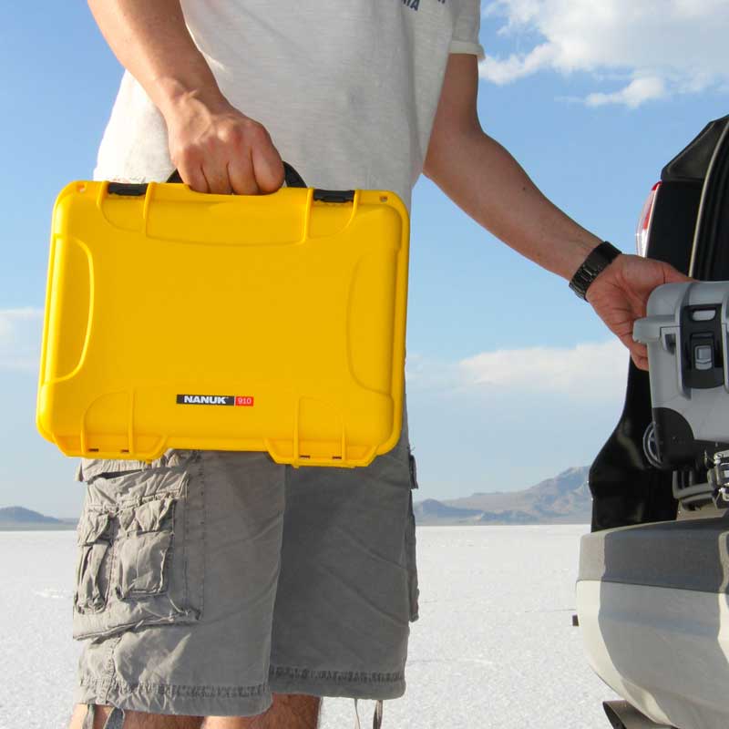 Hộp bảo vệ Nanuk Medium 910 - Lifestyle
