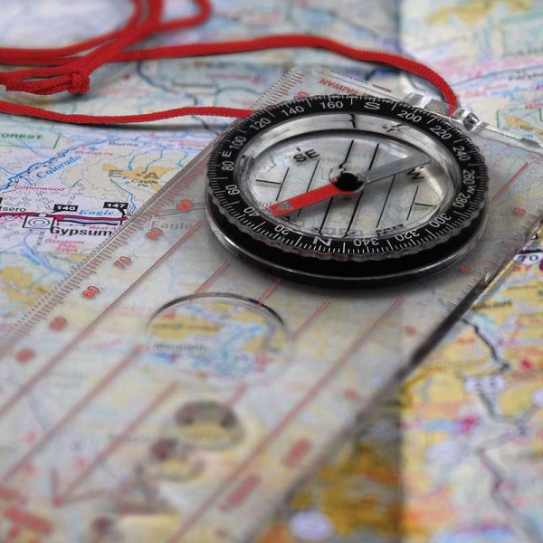 La bàn bản đồ Coghlans Deluxe Map Compass